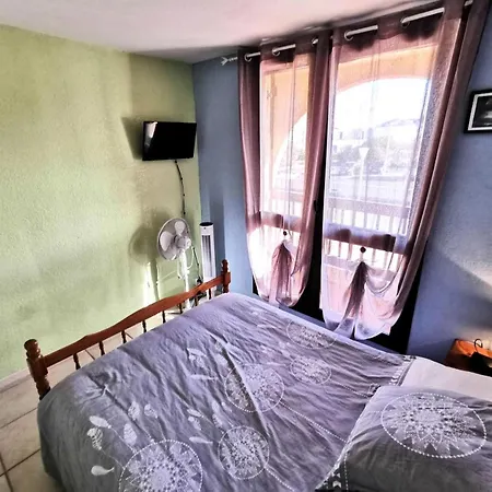Equateur - Appt T2 Cab Ou Mezz 6 Couchages Port Leucate. Ref: 2ms3_202 Mae-2781 * Leucate